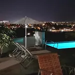 וילה Villasroyale Silvermoon - Serenity, Styled In Luxury! מלונראס