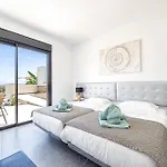 Villasroyale Silvermoon - Serenity, Styled In Luxury! וילה *