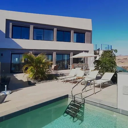 빌라 Villasroyale Silvermoon - Serenity, Styled In Luxury! 멜로네라스