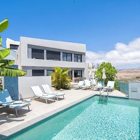 Villa Villasroyale Silvermoon - Serenity, Styled In Luxury!