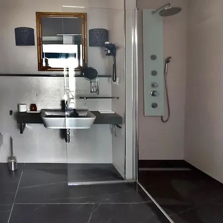 Villasroyale Silvermoon Villa