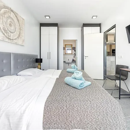 Villasroyale Silvermoon - Serenity, Styled In Luxury! * Meloneras