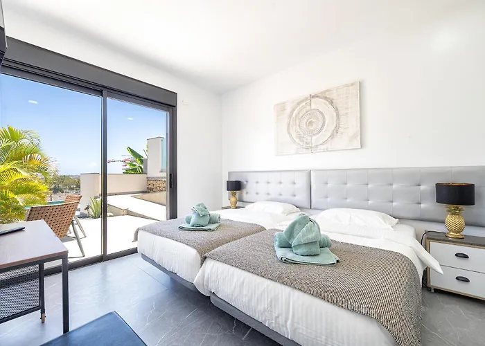 Villasroyale Silvermoon - Serenity, Styled In Luxury! 빌라 *